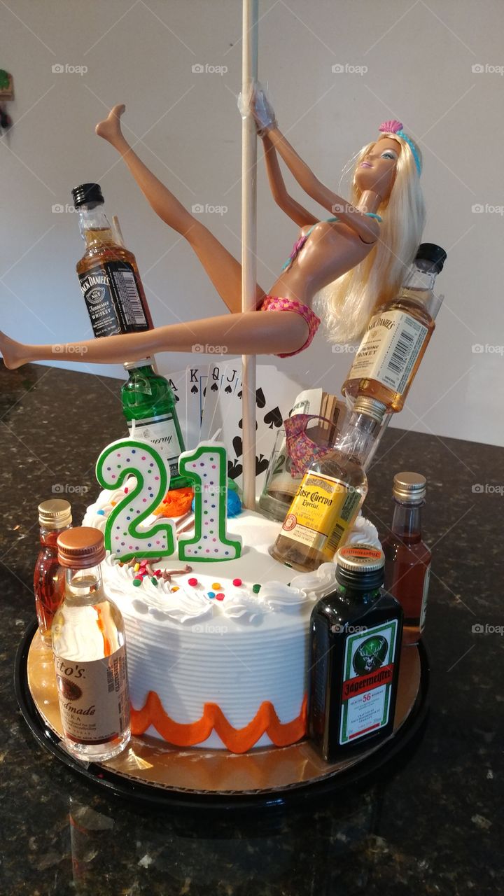 Best 21st Birthday Cake for a guy