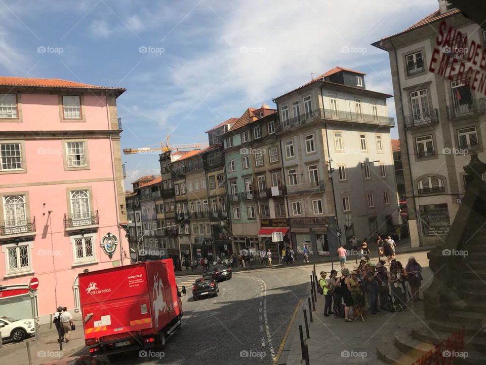 Ruas e prédios em Portugal 