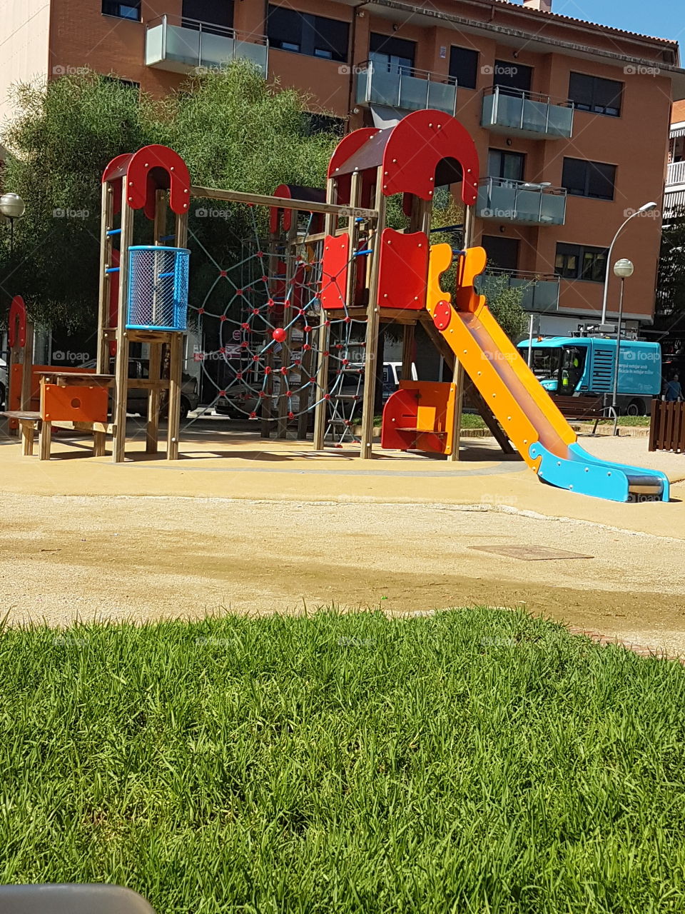 parque infantil desierto