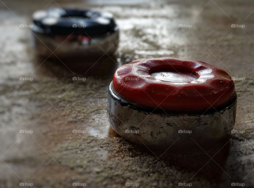 Shuffleboard. Indoor Shuffleboard Pub Game
