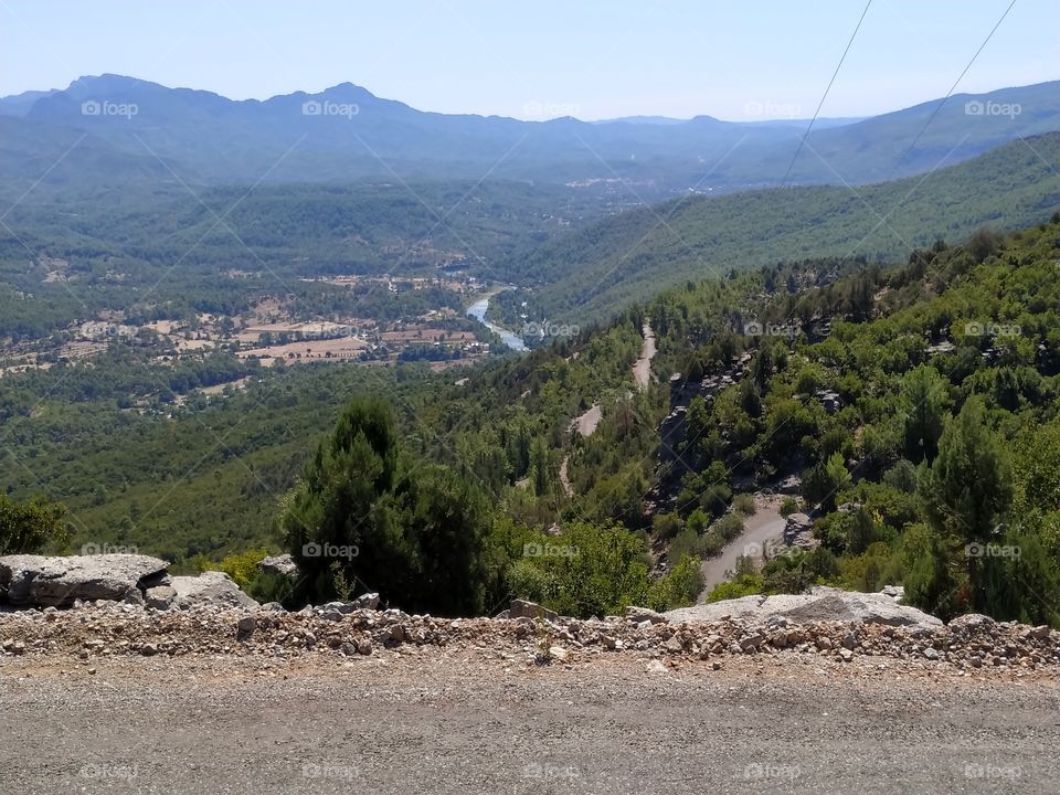 A view from the mountain road