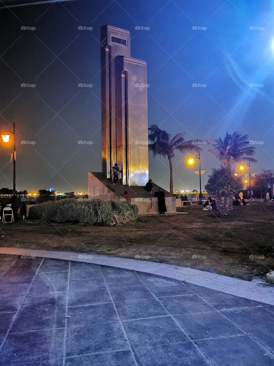 The way that light hits objects, I think, is one of the more important things that sculpture and photography share...!