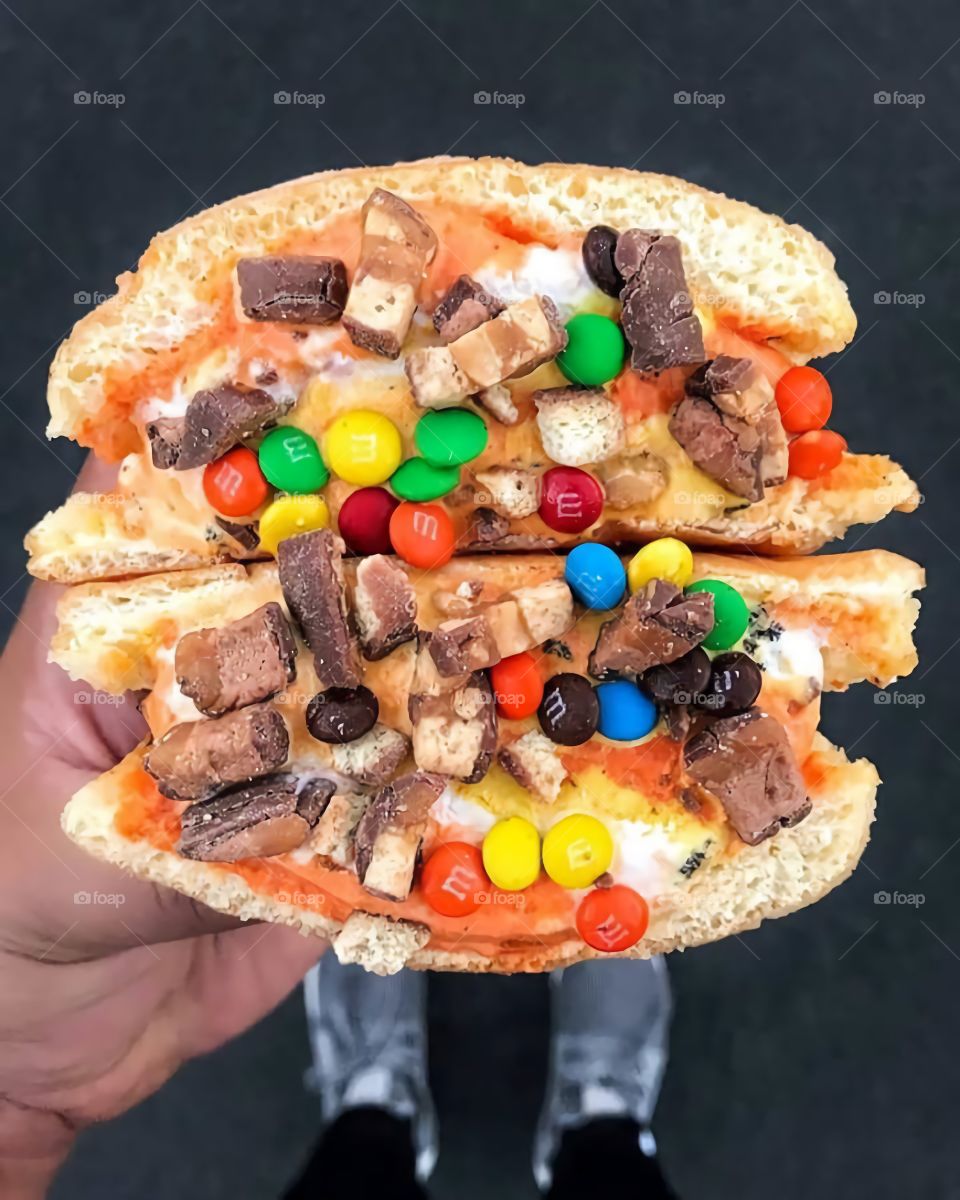 ice cream burger 😋