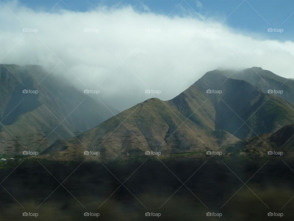 mountains on Maui