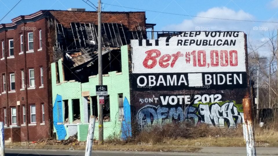 Detroit..."Keep Voting Republican ".. Wandering through the D.