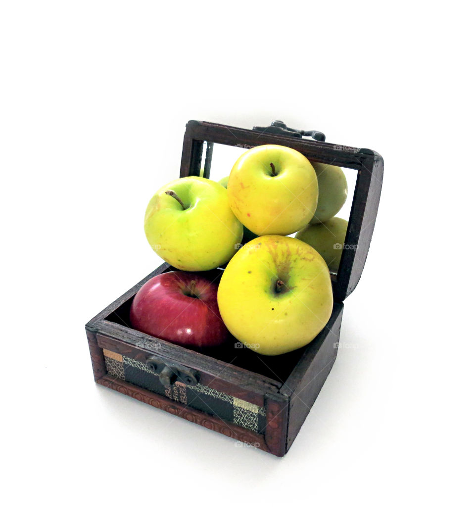 Apples in the chest. Apples in the chest