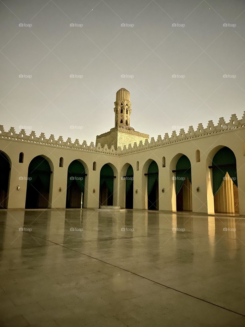 Al-Hakim Mosque, 