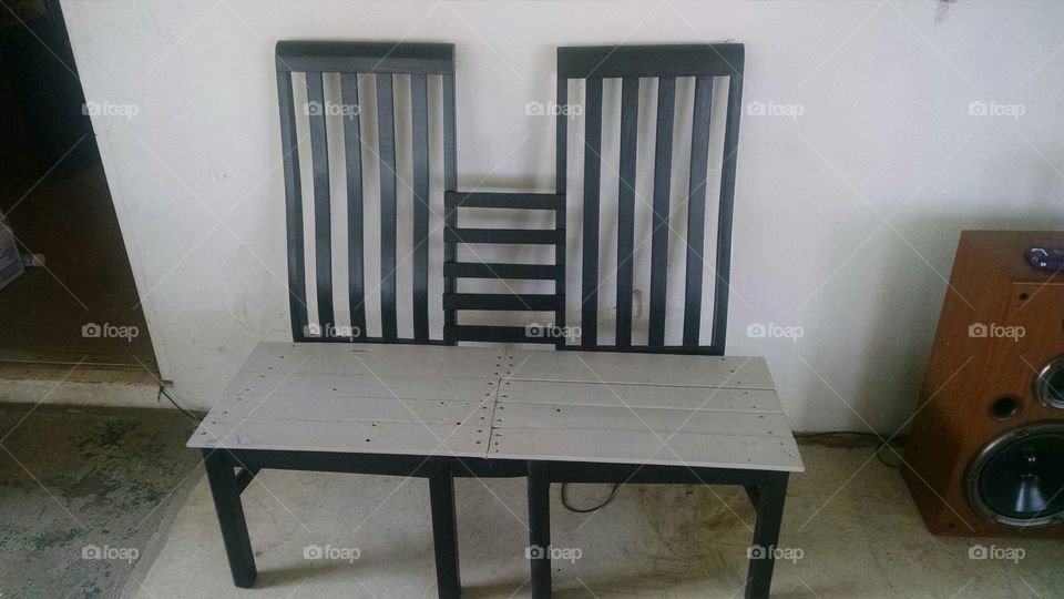 2 chairs 1 bench