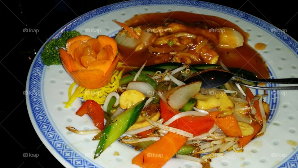 chinees food. a great plate with coloful chinees food