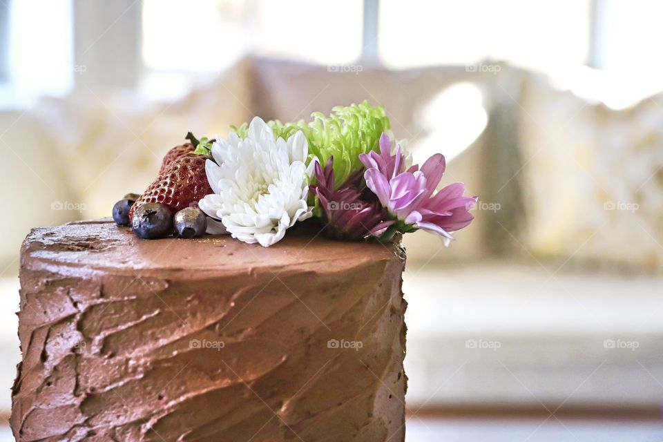 Chocolate cake with flowers