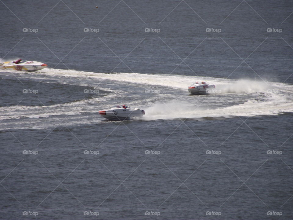 speed boat race