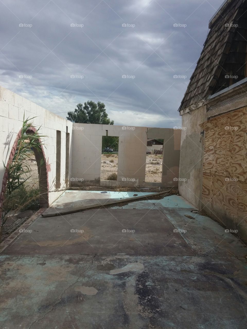 dilapidated home. Las Vegas home I passed on my walk