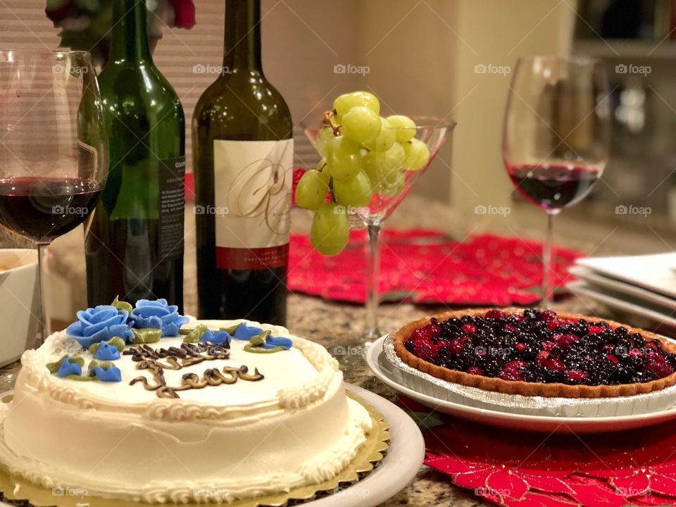 New Year’s Eve 2018 Family Dinner & Desserts
