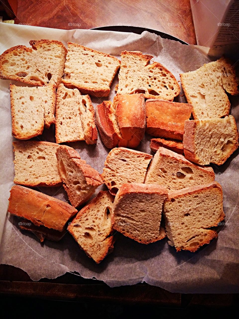 flat lays - slices of bread