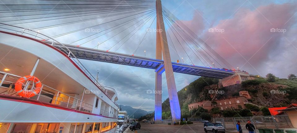 bridge to Dubrovnik