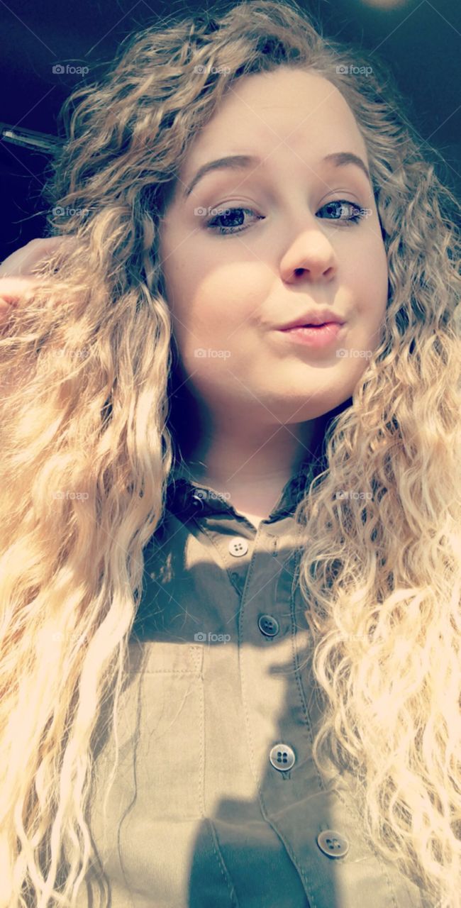 Curly Hair Selfie