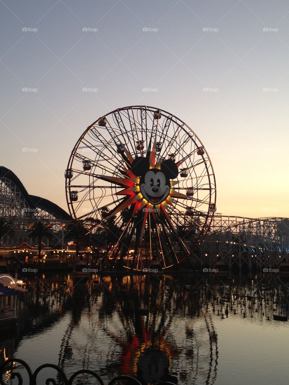 Mickey's Fun Wheel