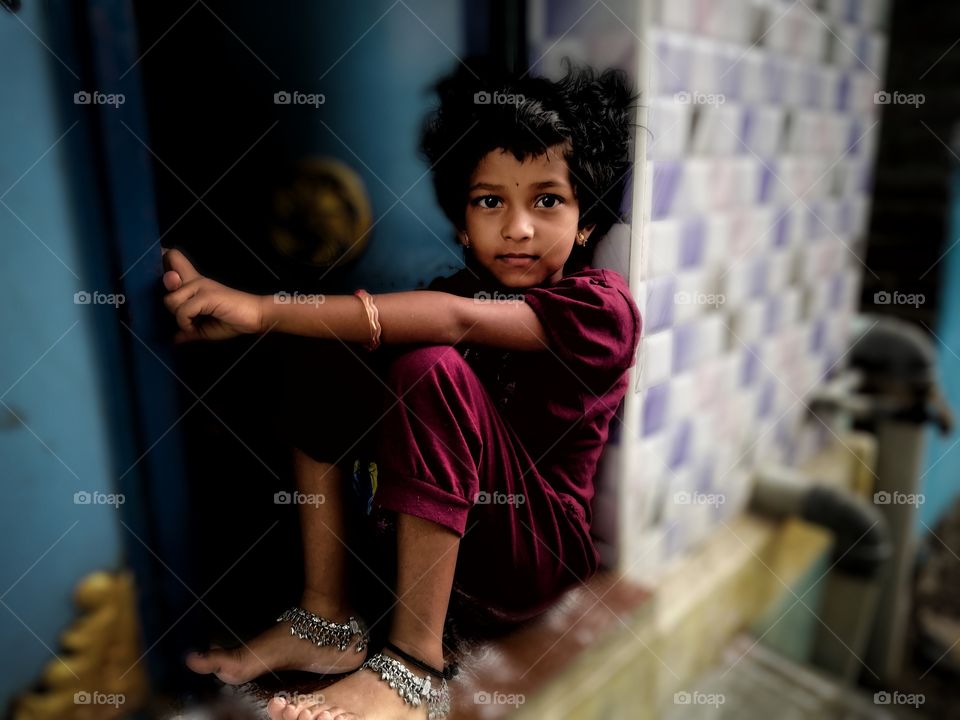 this child was very innocent to poss by the capture