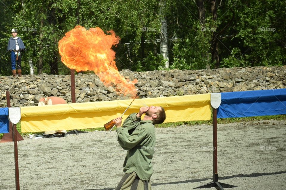 Fire eater 