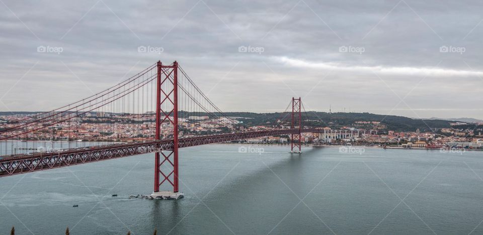 Ponte 25 de Abril bridge 