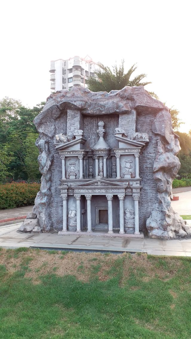 Replica of Petra-Al Khazneh in Wonders Park Nerul, India