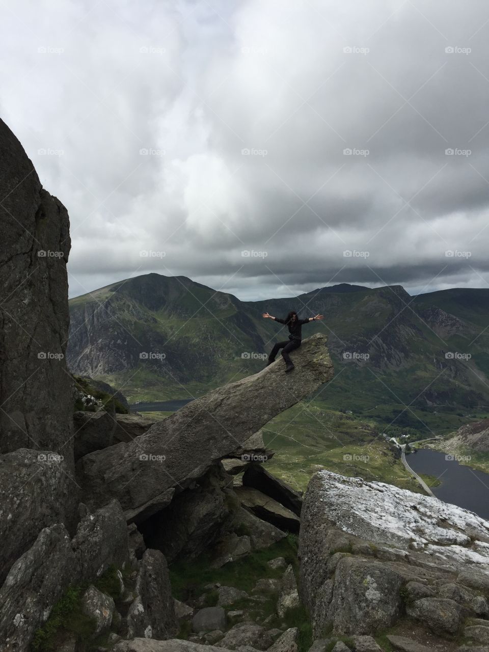 Cantilever Stone - Tryfan, Snowdonia
