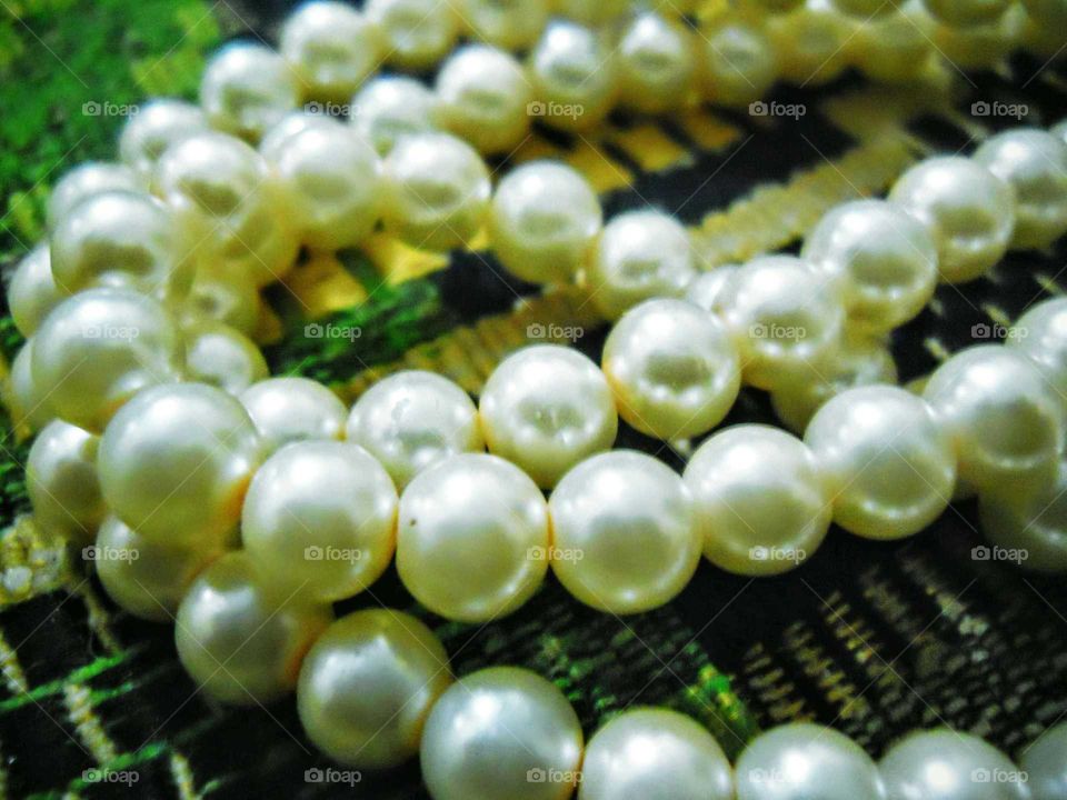 necklace of perls