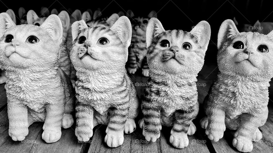Kitten ornaments!
