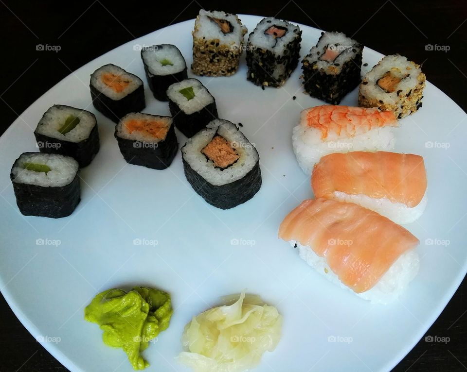 Asian cuisine, sushi