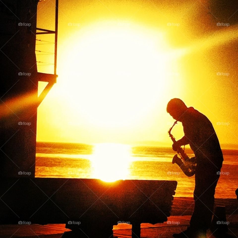 Sunset sax