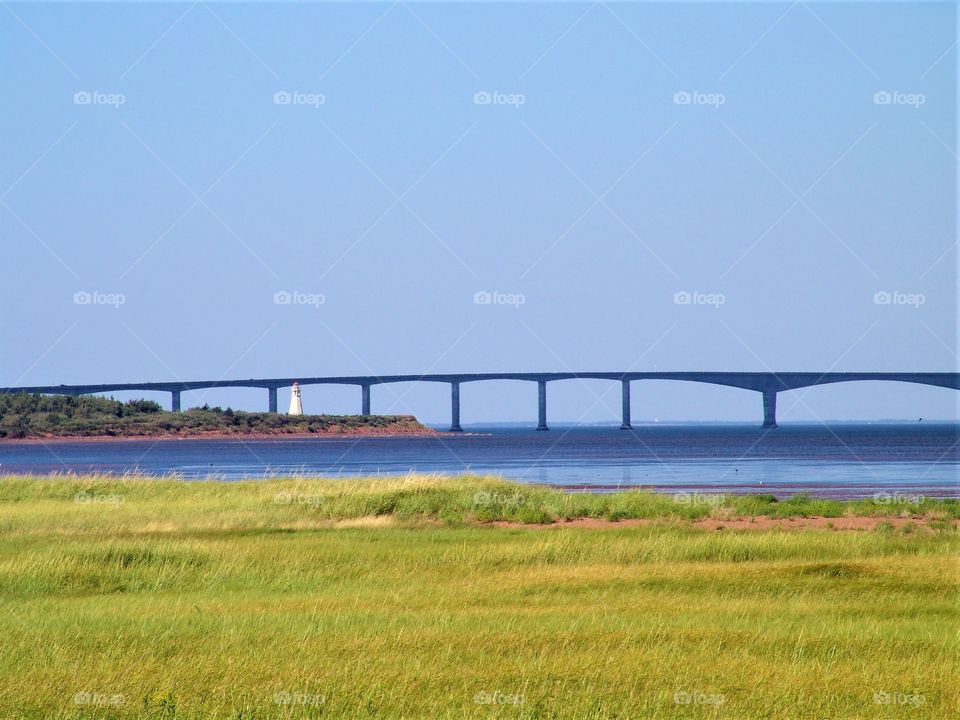 Lighthouse & Confederation Bridge 