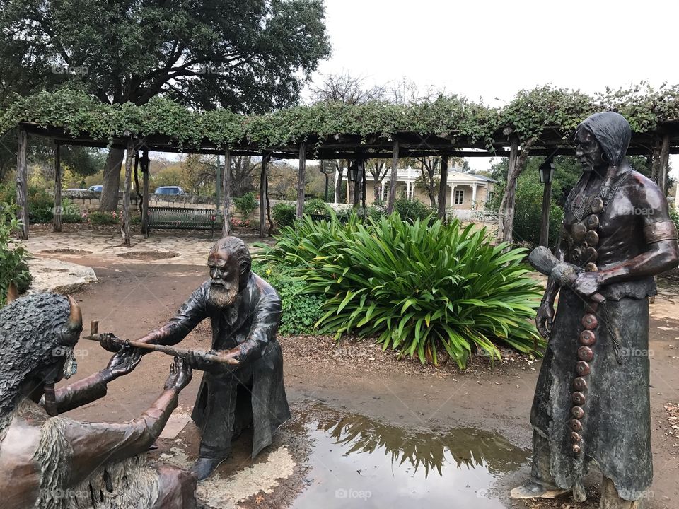 'Lasting Friendship' bronze statues in Fredericksburg, Texas.
