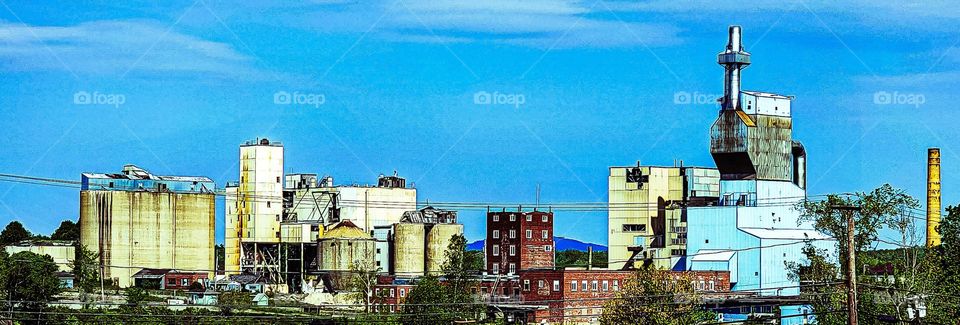 abandoned paper mill in Lincoln maine