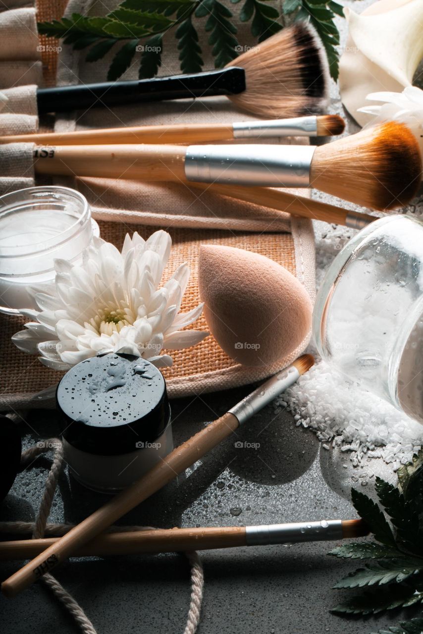 Face Powder is a cosmetic product applied to the face to serve different functions, typically to beautify the face. Originating from ancient Egypt,face powder has had different social uses across cultures and in modern times, it is typically used