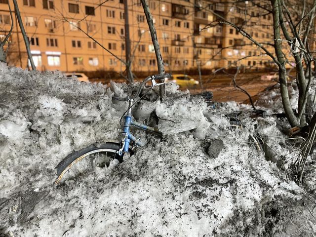 The winter doesn’t want to leave us.