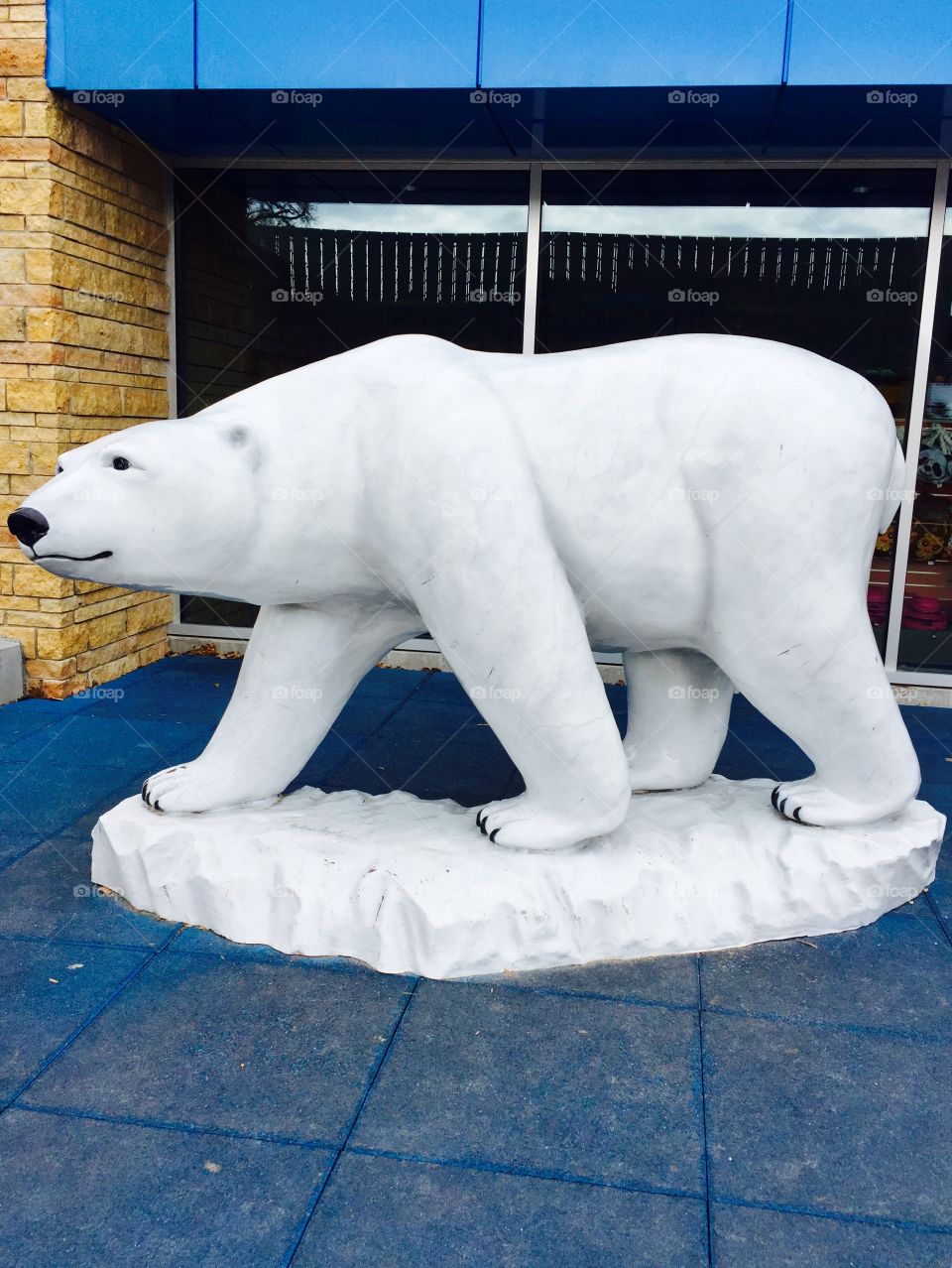 Polar Bear Sculpture