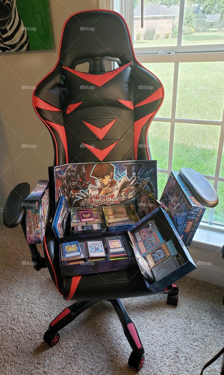 Silla colorida y negra,perfecta para videojuegos en línea, jugar cartas de Yu Gi oh .