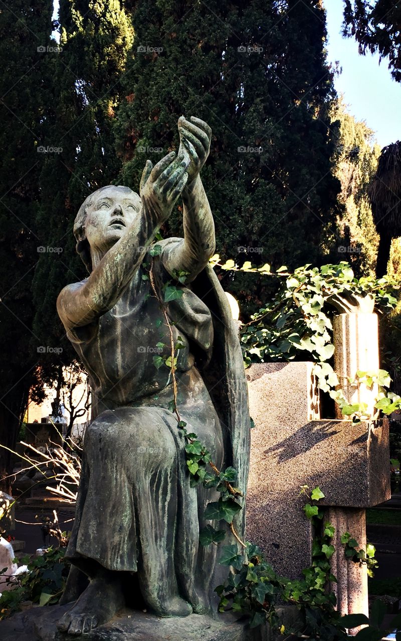 Cemetery statue