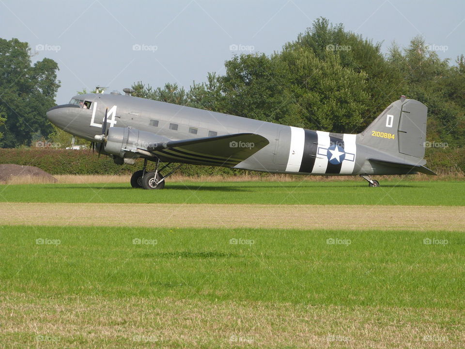 Dakota DC3 in world war 2 D Day colours