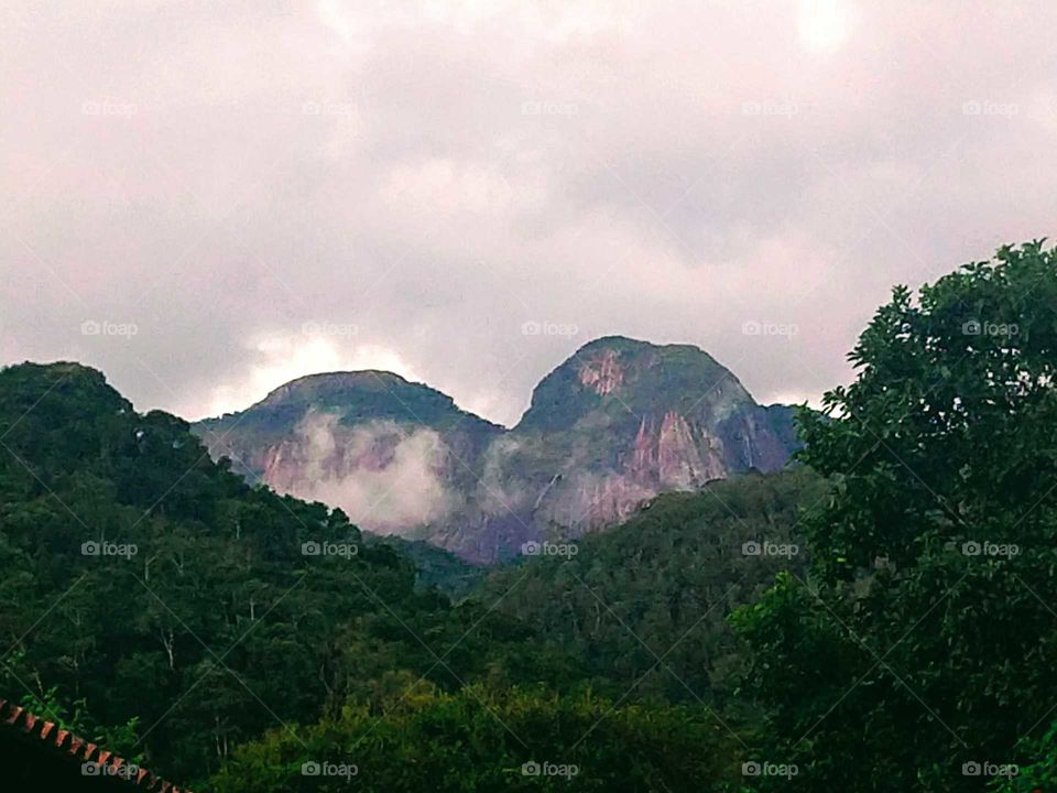 Montanhas Na Região Serrana De Teresópolis RJ