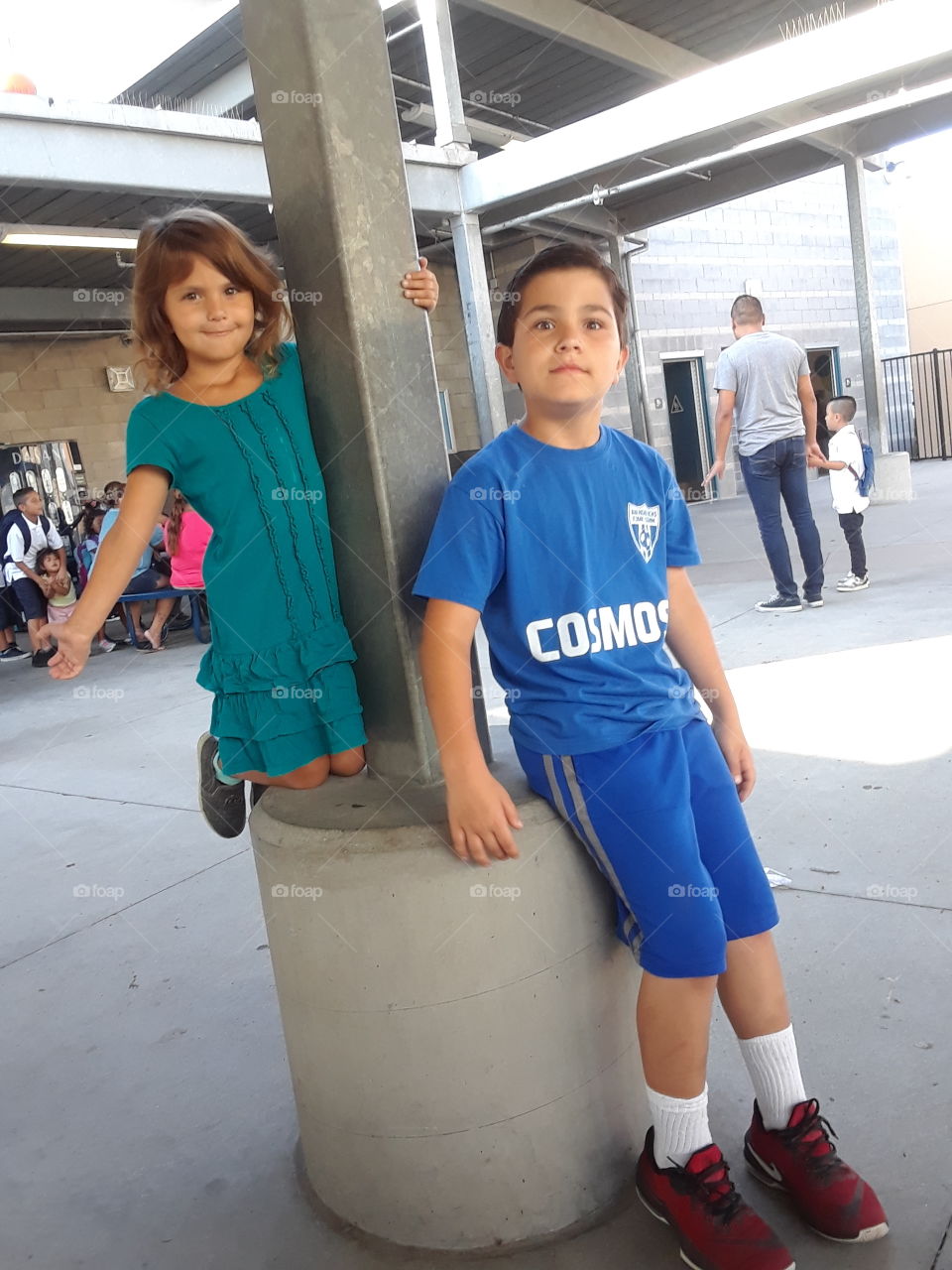 kids at elementary school