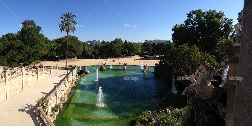 View overlooking the fountain and Parc de la Cituadella from the fountain steps. 