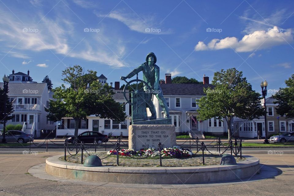 Gloucester fisherman statue