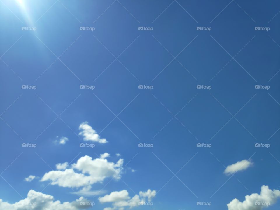 a image of sunny sky