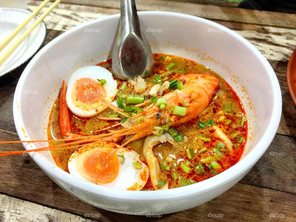 Tom yum Kung noodle