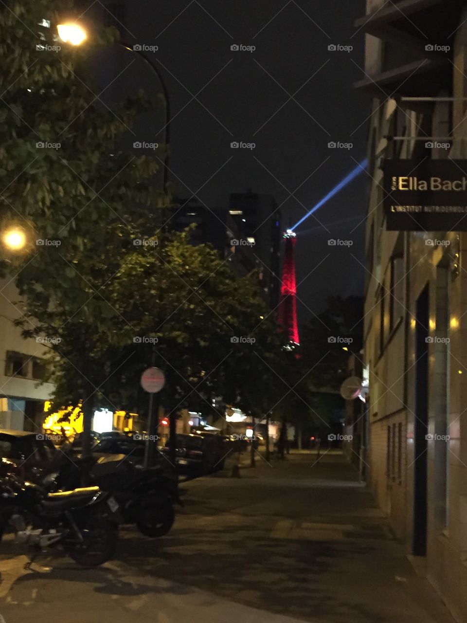 Nice color on this structure 