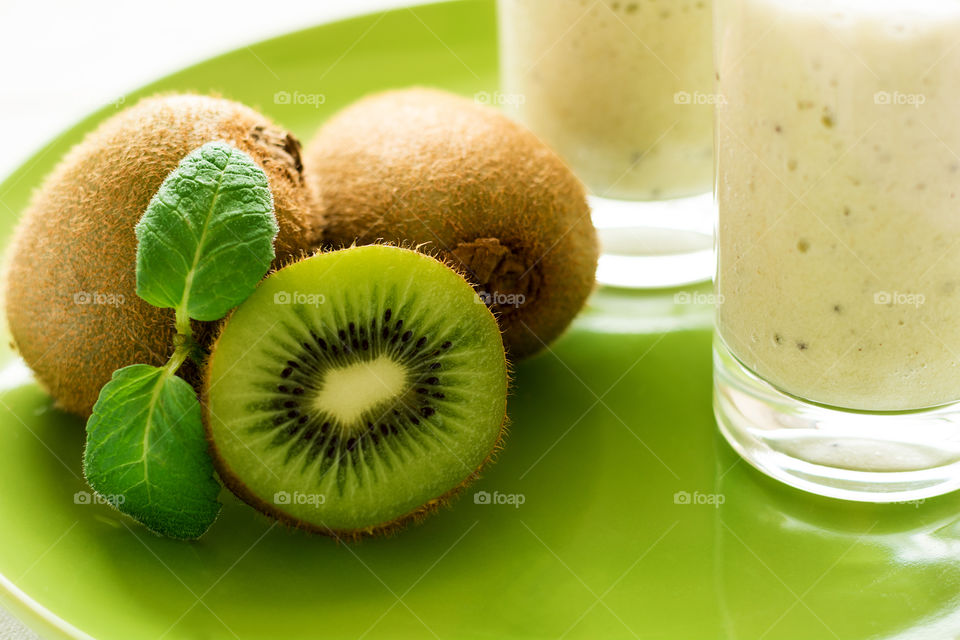 Kiwi fruits and smoothies