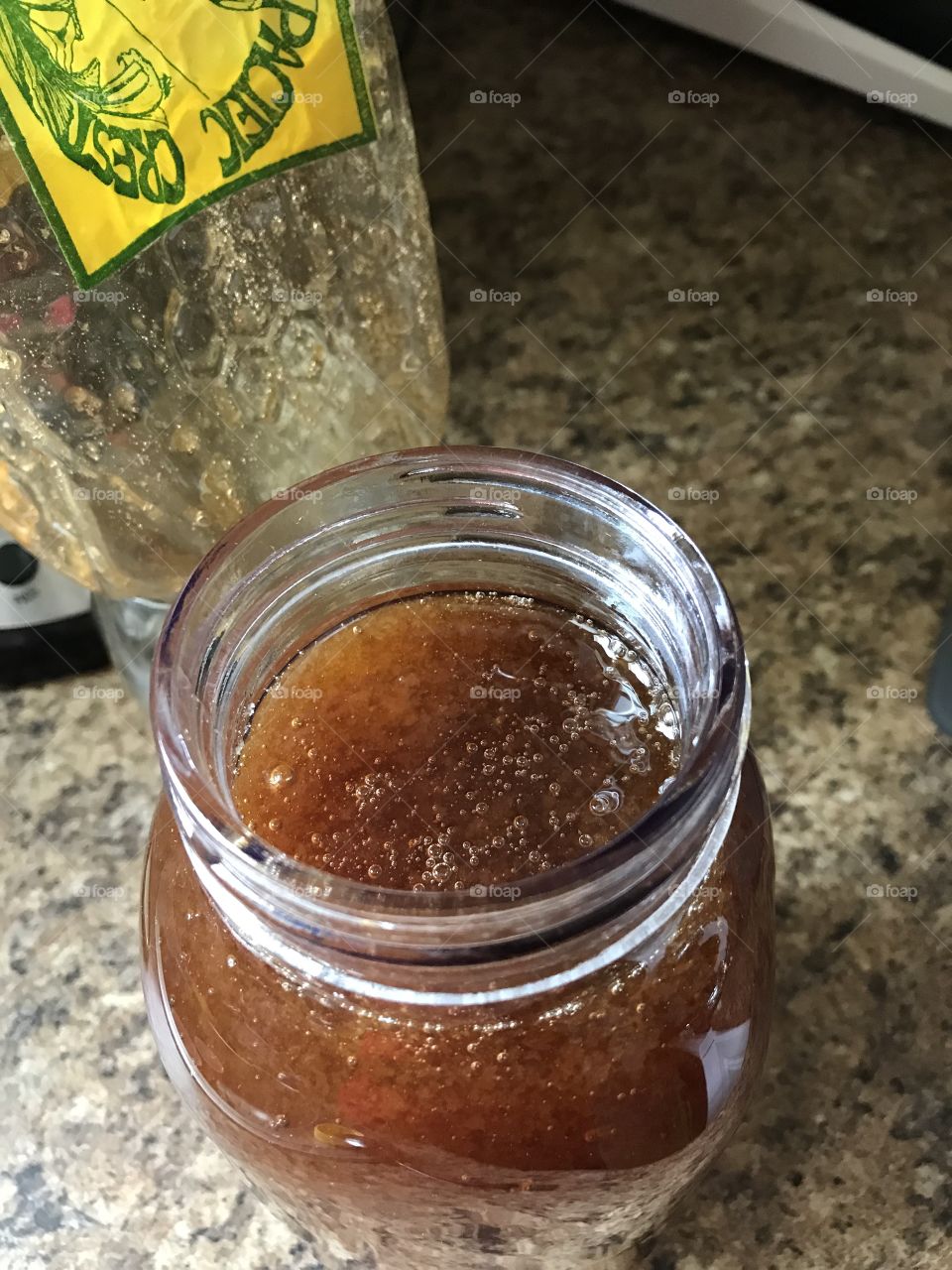 “Miel de abeja” untreated, natural, raw honey. I usually consume it to fight seasonal allergies. I am really not crazy about allergy medicine and its effects. So I tackle allergies with real honey which I get at my local apiary. #NoFilters