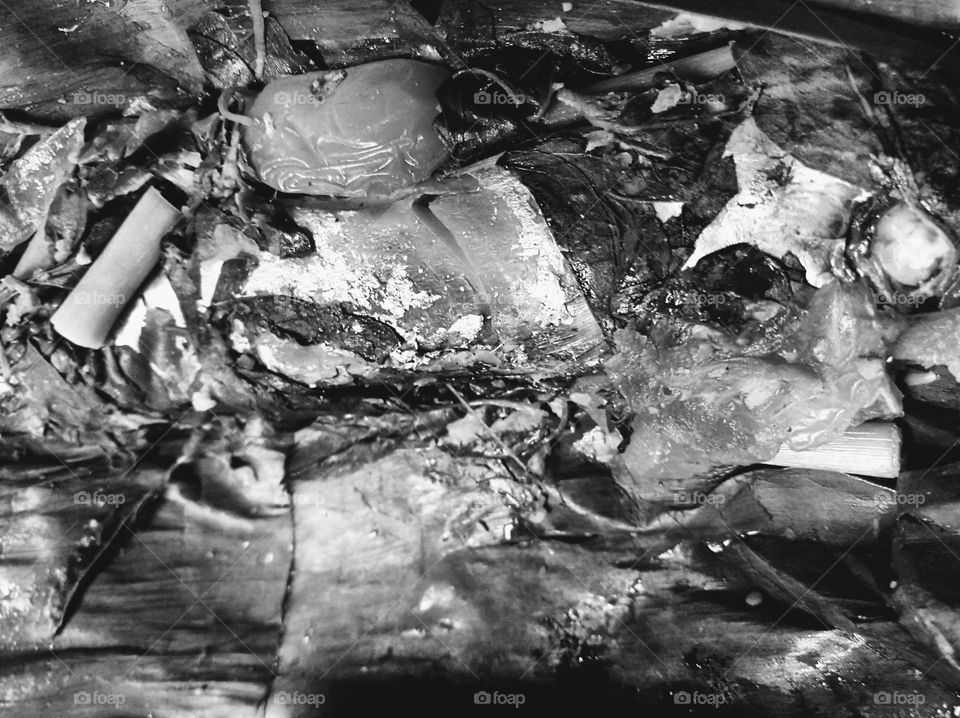 Steamed fish wrapped in leaves