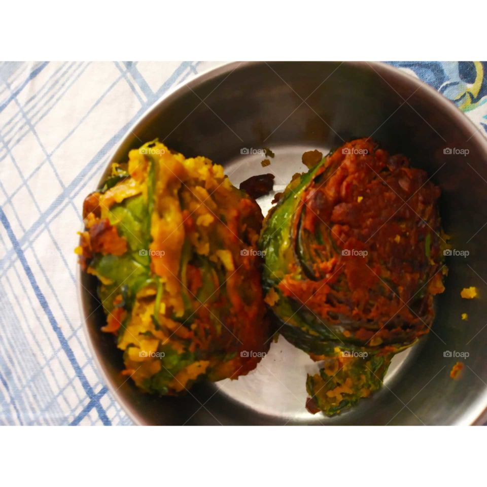 pakode using leaf